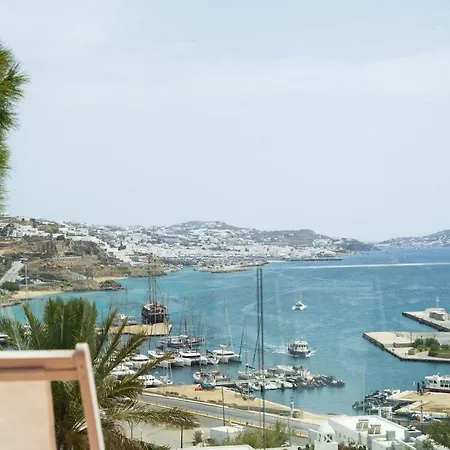 Hotel Rhenia Tourlos