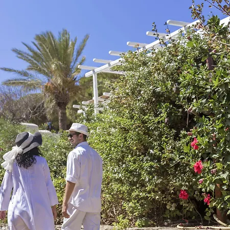 מלון Rhenia טורלוס