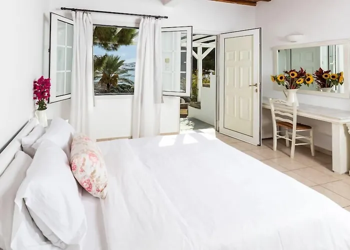 Hotell Rhenia Tourlos