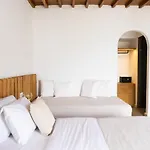 Hotel Rhenia 4*