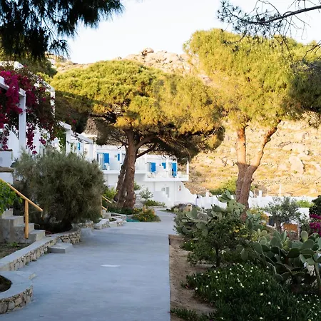 Rhenia Mykonos & 4*
