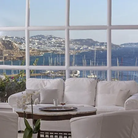 فندق ريهينيا تورلوس