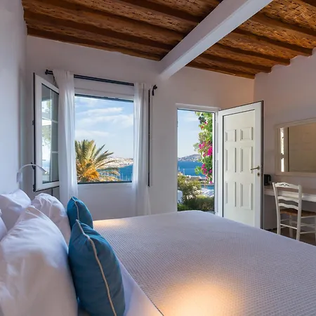 Rhenia Mykonos & Hotel Tourlos