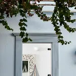 Rhenia Hotel
