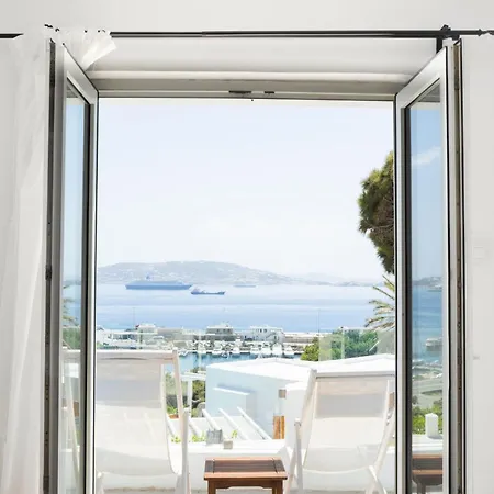 Rhenia Mykonos & 4*