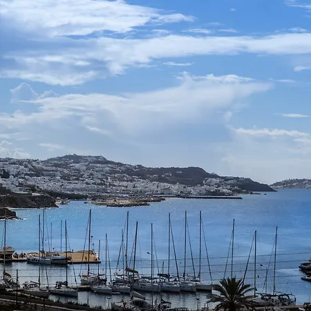 Rhenia Mykonos & Szálloda Túrlosz